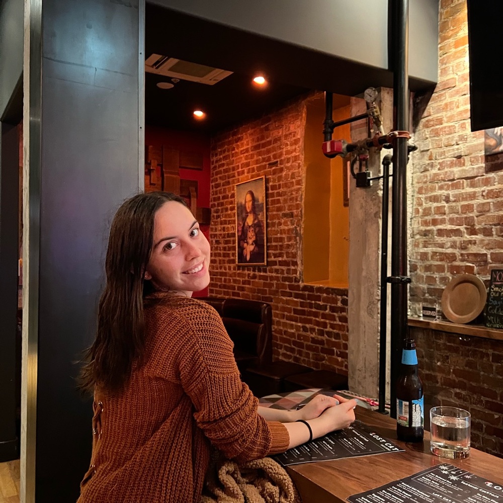 Meet your Posher, Courtney